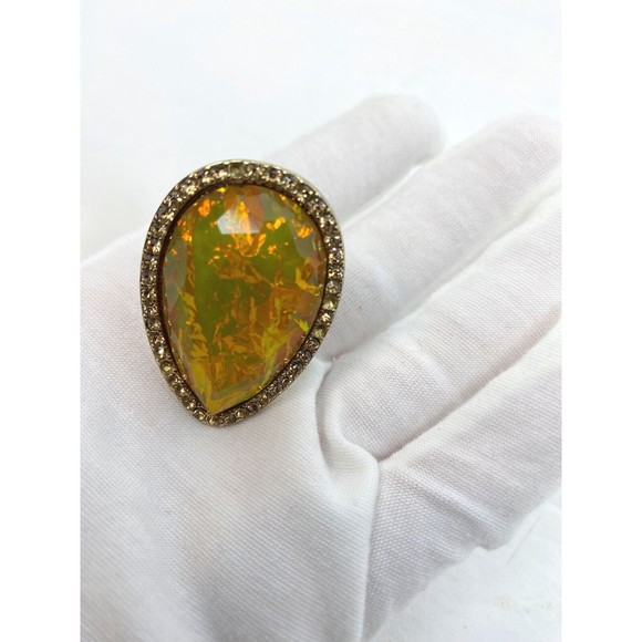 Vintage Design Ladies Ring, Big Amber, Stretchy Band - Picture 5 of 8